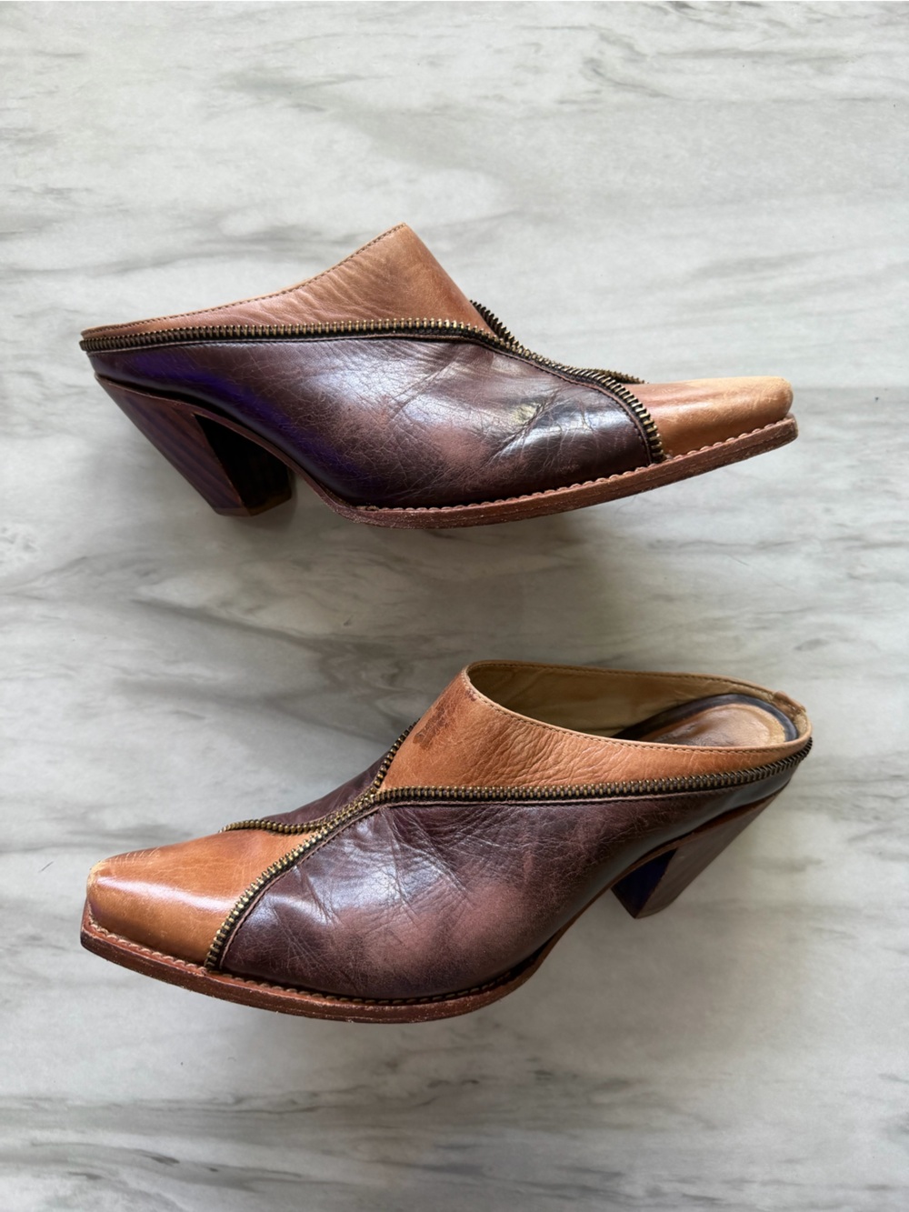 CHARLIE 1 HORSE Lucchese Two-Tone Brown Leather Cowboy Stacked Heel Mules 37.5
